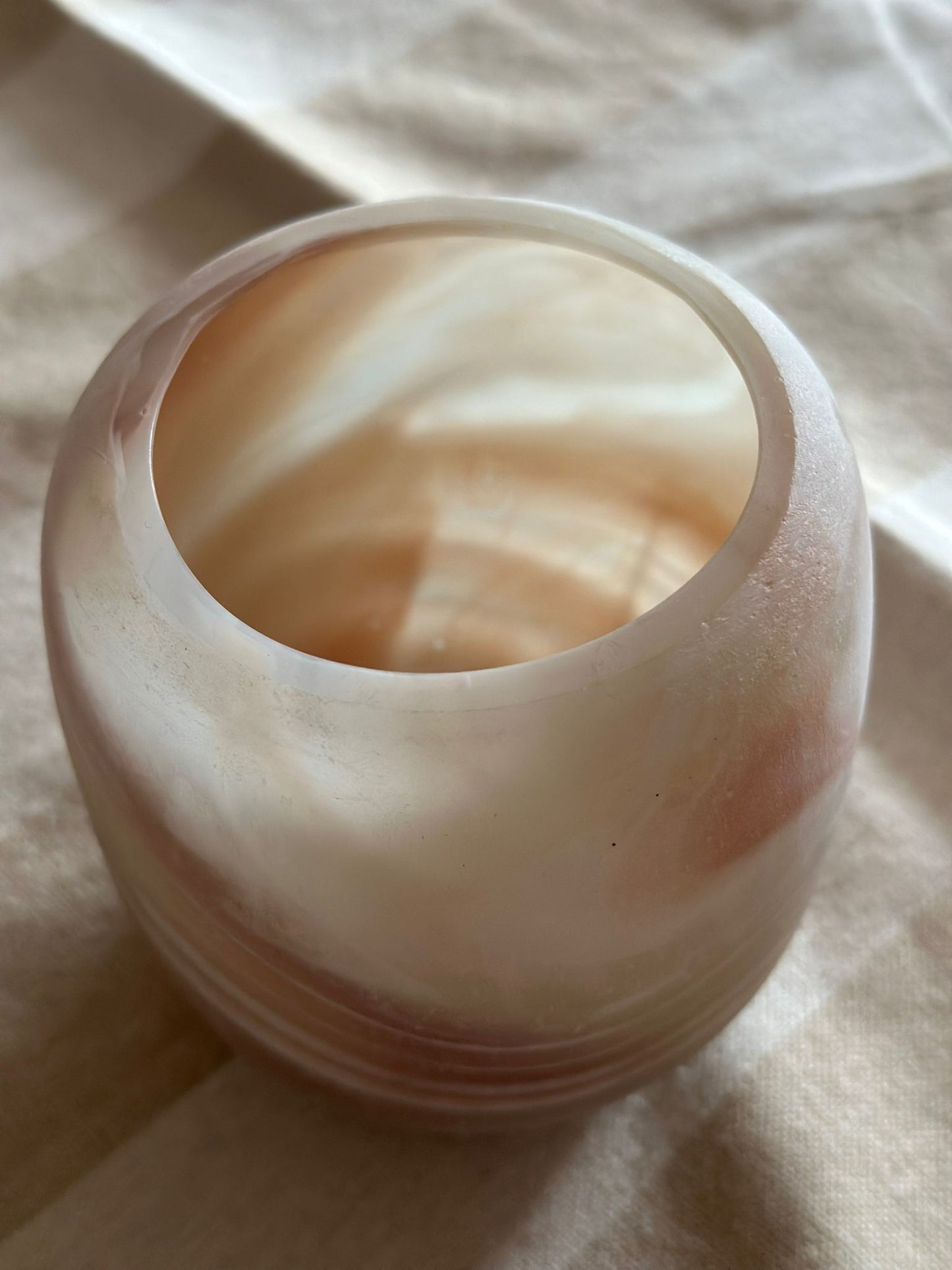Alabaster waxinelichthouder beige/roze
